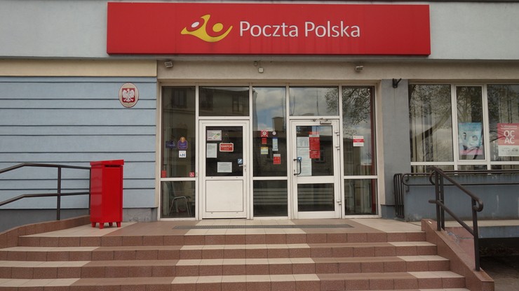 "Przejęcie kodów i kradzież 20 mln zł z Poczty Polskiej". Spółka dementuje