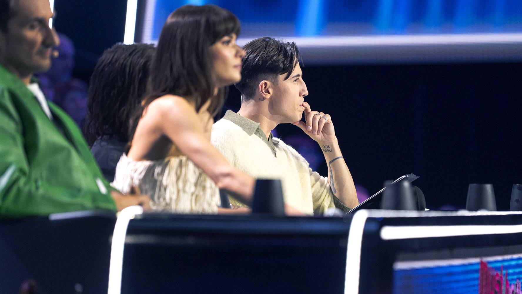 Dawid Kwiatkowski wbity w fotel jurora. Jak ocenia występy?