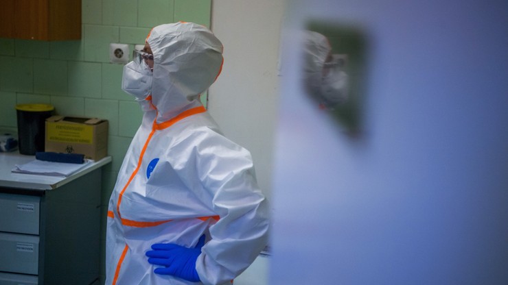 52 tys. pracowników hiszpańskiej służby zdrowia zakażonych koronawirusem