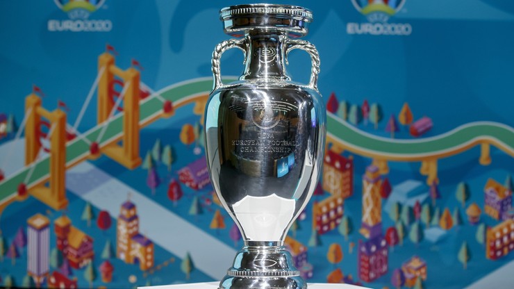 L’Equipe: UEFA przełoży Euro 2020 i zawiesi europejskie puchary
