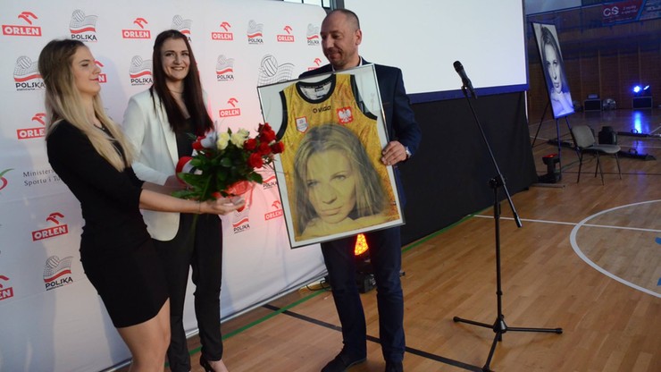 Siatkarska szkoła otrzymała imię zmarłej mistrzyni Agaty Mróz