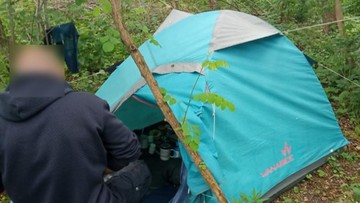 Z namiotu nad Odrą prosto do aresztu. Policja namierzyła 52-latka