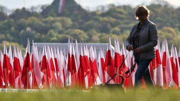 Dzień Flagi RP. Szef MON: Symbol naszej tożsamości, historii i dumy narodowej