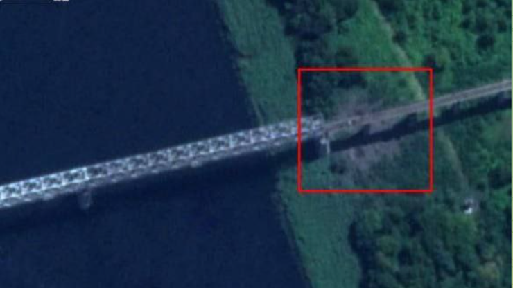 Wojna w Ukrainie: Kolejowy most Antonowski pod Chersoniem został zniszczony