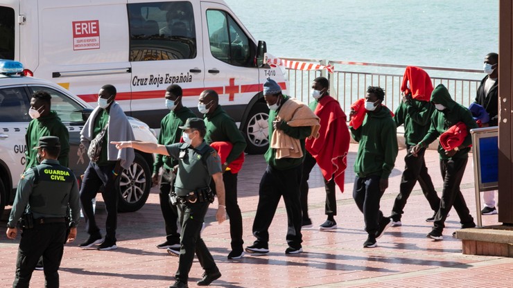 Na Wyspy Kanaryjskie napływa coraz więcej nielegalnych imigrantów