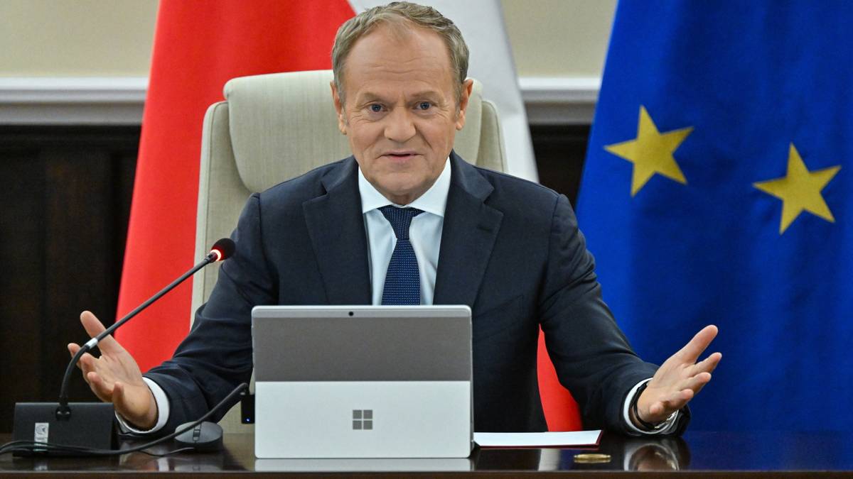 "Rosjanie, do domu!". Donald Tusk komentuje wyniki wyborów na Węgrzech