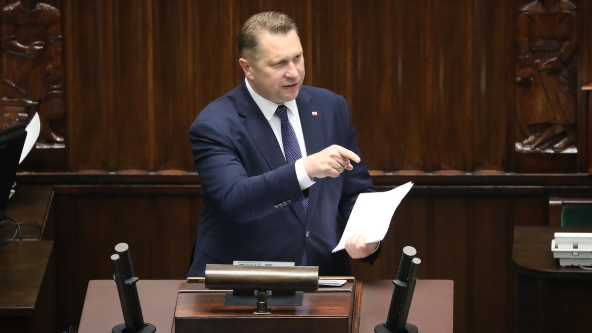 Lex Czarnek 3.0 przyjęta przez Sejm. Ma "chronić dzieci"