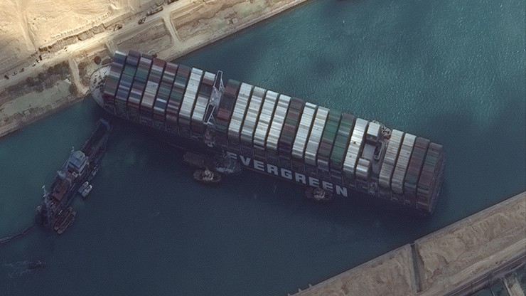 Fiasko próby odblokowania Kanału Sueskiego. Handel szuka innych dróg