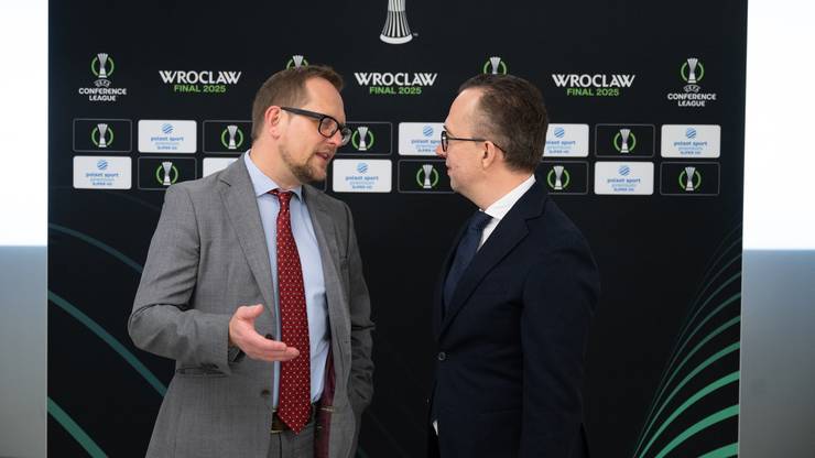 Charlie Marshall i Piotr Pykel podczas uroczystości wręczenia nagrody Telewizji Polsat