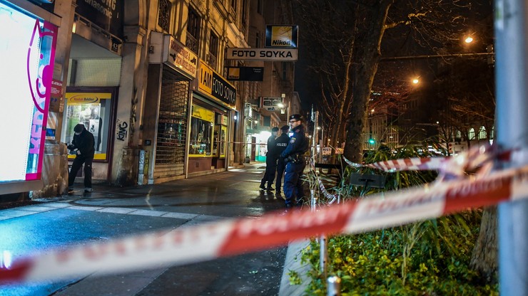Atak dwóch nożowników w centrum Wiednia. Ranne zostały cztery osoby