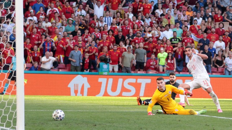 Euro 2020: Chorwacja - Hiszpania 1:3. Gol Ferrana Torresa