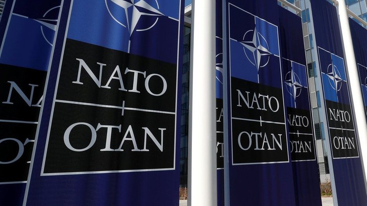 Rosja. Instytucje NATO w Moskwie wstrzymały działalność. Na życzenie Kremla