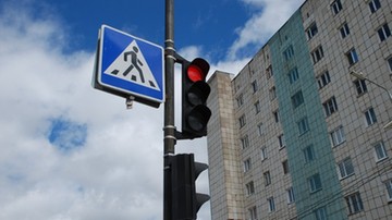 Pierwszeństwo pieszych przy wchodzeniu na pasy. Sejm poparł zmiany