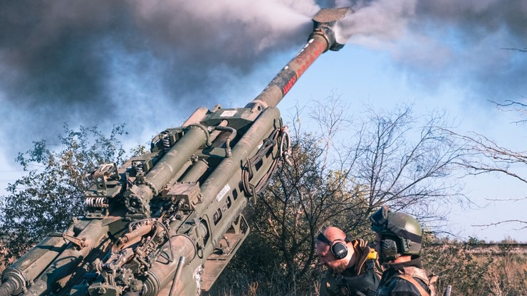 Wojna w Ukrainie. Ukraińcy ostrzeliwują Rosjan... ulotkami. Wzywają do poddania się