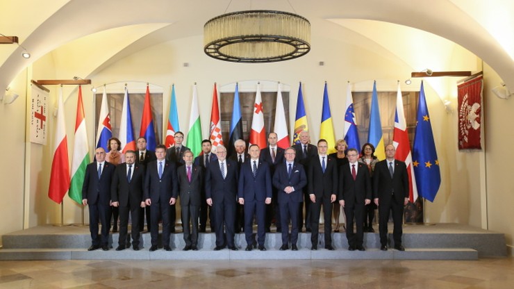 "Tylko działając razem, kraje UE mogą być partnerem dla światowych potęg"