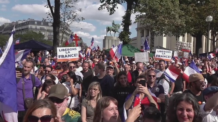 Francja. Tysiące osób protestuje. Nie chcą paszportów sanitarnych