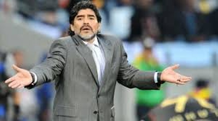 Maradona chce poprowadzić reprezentację Argentyny... za darmo