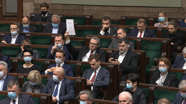 Sejm. Trzech posłów Konfederacji wykluczonych z obrad