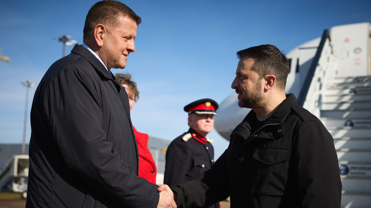Zełenski o konflikcie z Załużnym. "Jesteśmy wolnym krajem"