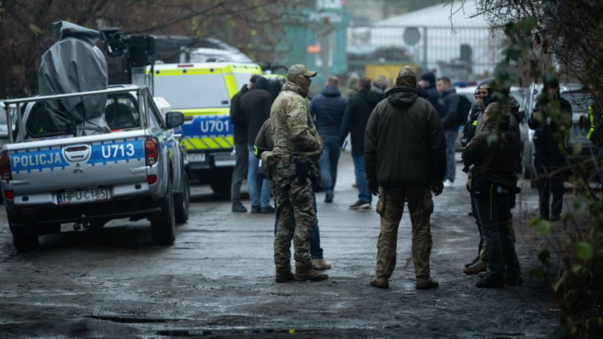 Alarm w Wielkopolsce. Wstrzymano ruch pociągów
