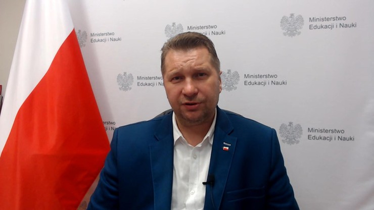 Burmistrz zakazał korzystania z podręcznika do HiT. Przemysław Czarnek odpowiada: Nie ma uprawnień