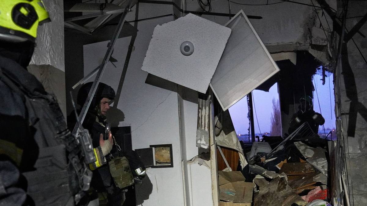 Setki dronów, rakiety. Zmasowany atak na Ukrainę