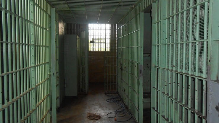 Blisko 11 lat więzienia za nękanie w internecie