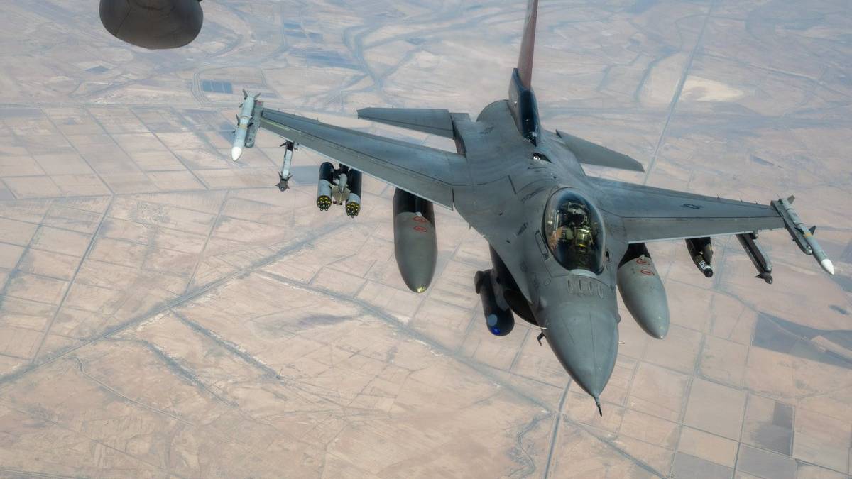 USA przeprowadziły naloty na Iran. Strony grożą kolejnymi uderzeniami