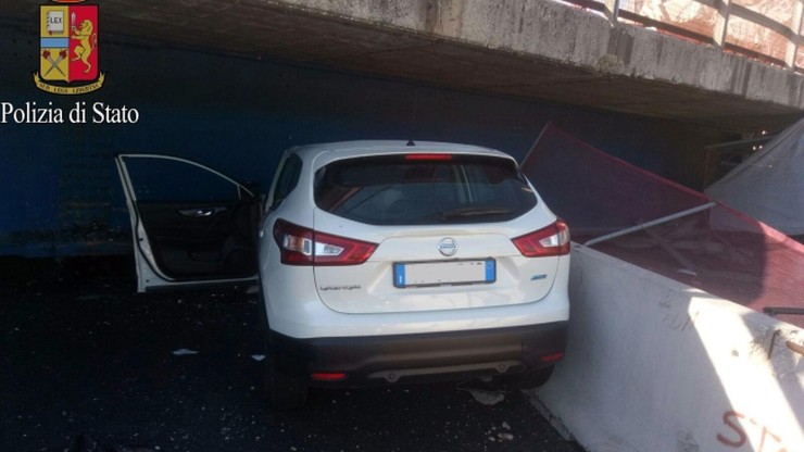 Włochy: runął wiadukt na autostradzie. 2 osoby zginęły