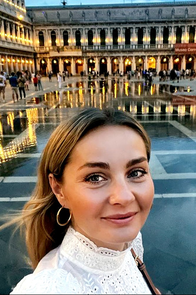 2022-05-26 Małgorzata Socha z rodziną na wakacjach. W stronę słońca! - Polsat.pl