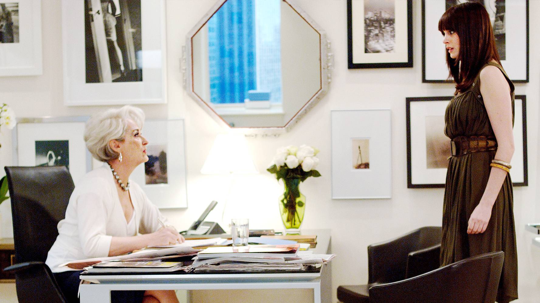 Miranda Priestly i Andrea Sachs w biurze 