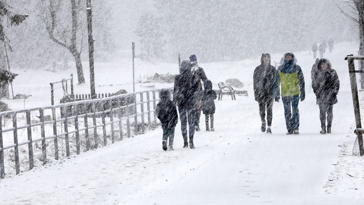 "Białe święta" w Zakopanem. Zamieć śnieżna i drugi stopień zagrożenia lawinowego