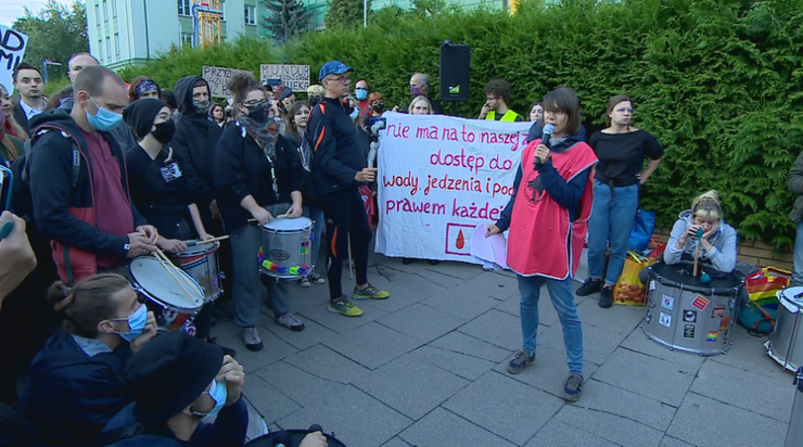 Warszawa. Protest pod siedzibą Straży Granicznej w związku z sytuacją na granicy polsko-białoruskiej