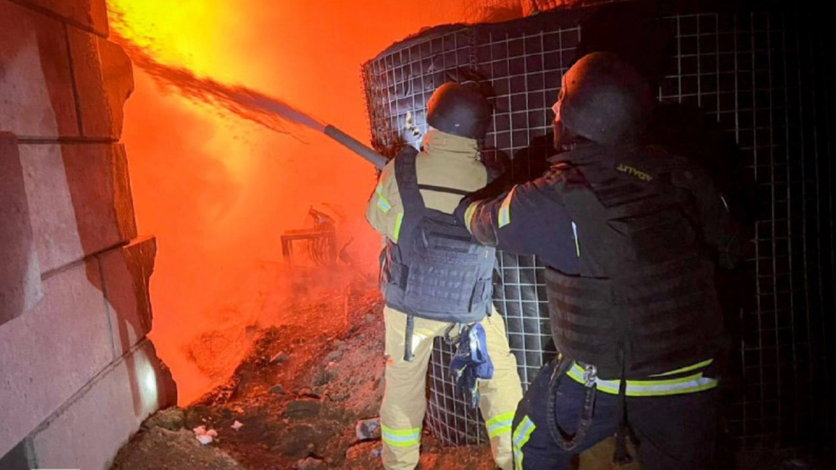 Alarmy w całej Ukrainie. Zmasowany atak na Kijów, Rosja uderza rakietami batalistycznymi