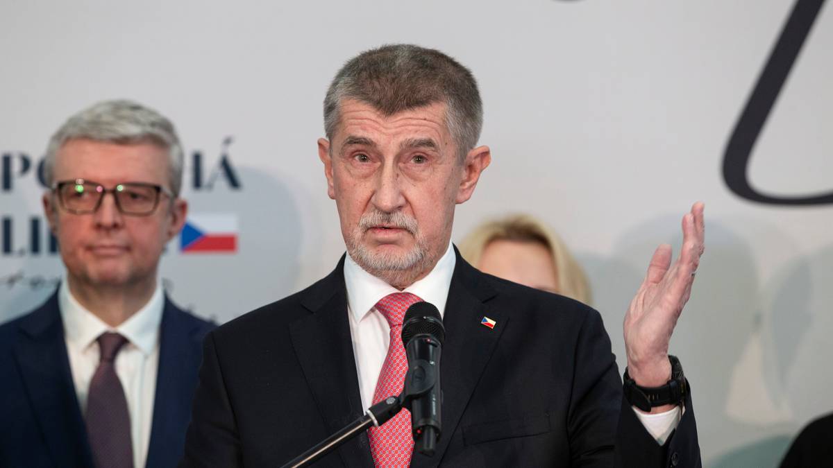 Atak na byłego premiera Czech. Polityk trafił do szpitala