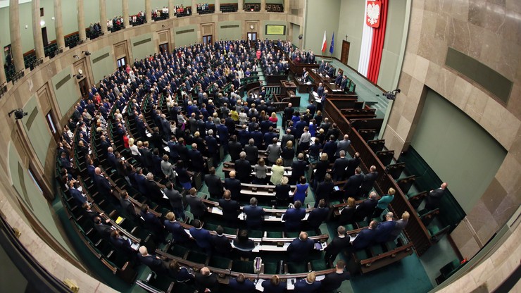 Sejm za powołaniem spółki, która pomoże walczyć z wyłudzeniami VAT