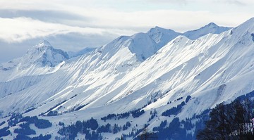 Lawina w Szwajcarii. Zginęli narciarze biegowi