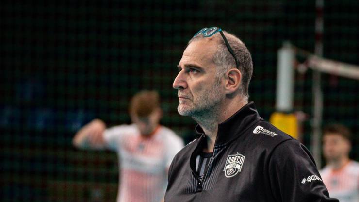 Trenerzy drużyn PlusLigi w nowym sezonie 2025/2026. Kto poprowadzi czołowe polskie kluby siatkarskie?