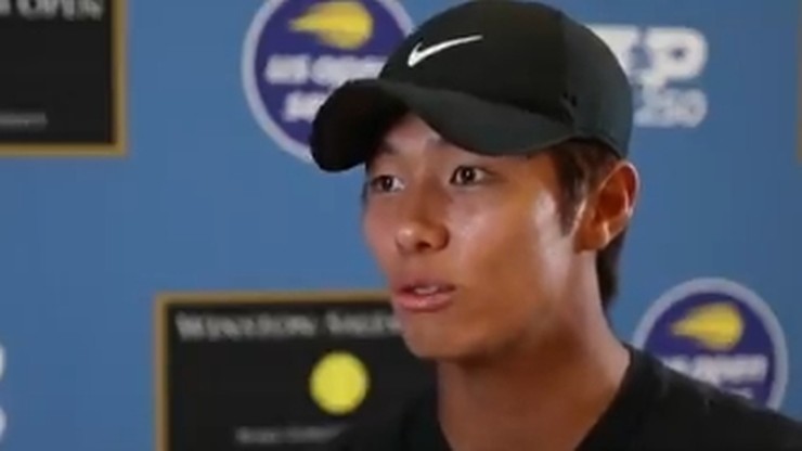 Niesłyszący Koreańczyk przeszedł do historii tenisa. Teraz zagra z Hubertem Hurkaczem