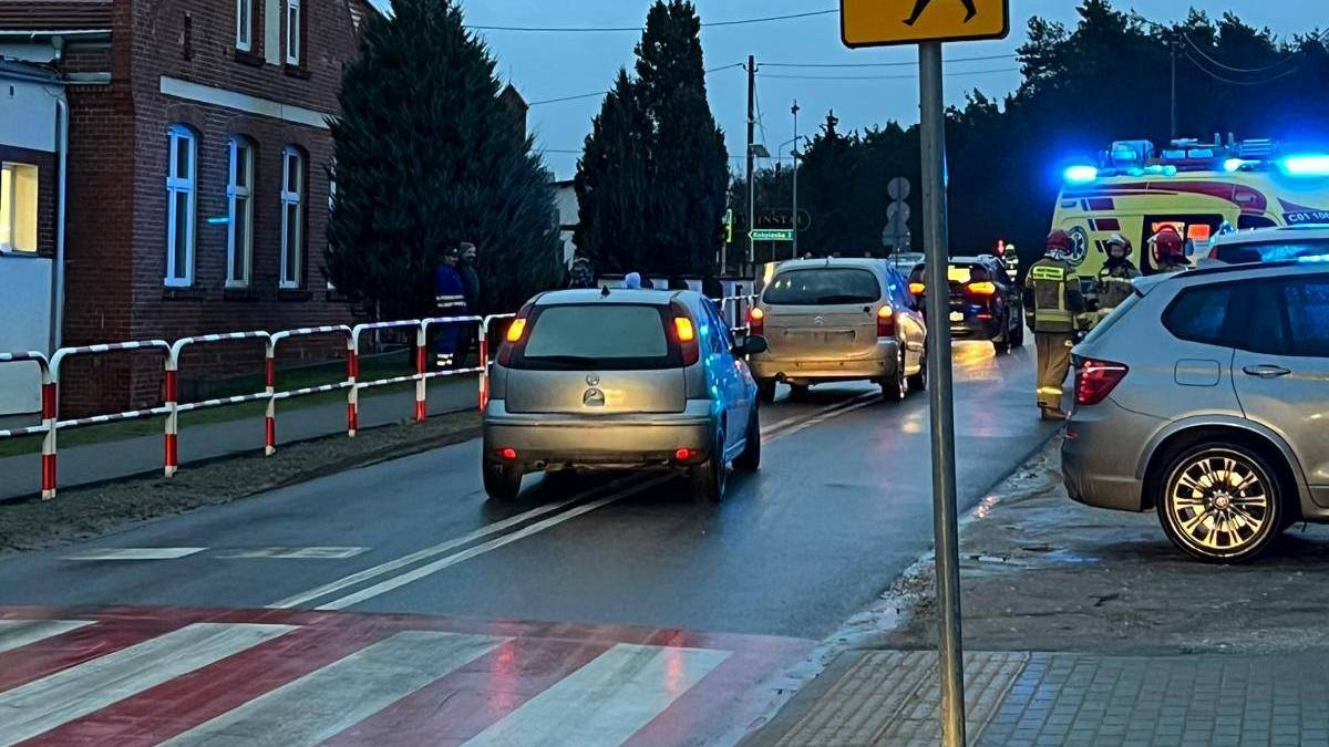 Potrącenie na pasach w Piaskach. 6-latek w szpitalu