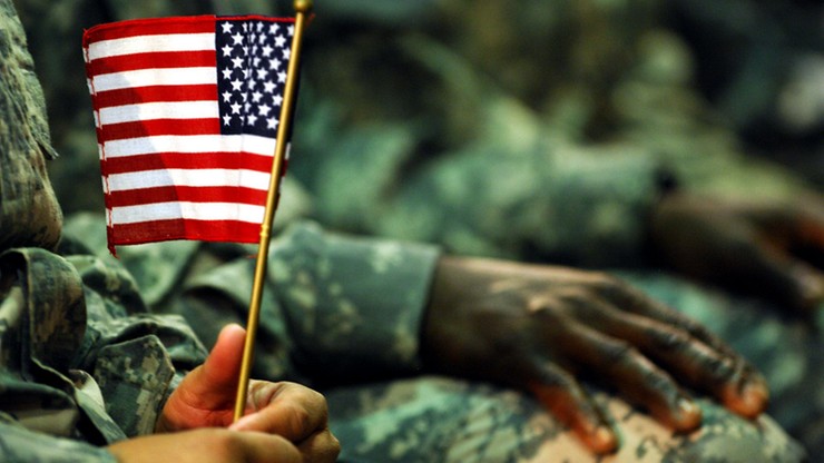 Trzej żołnierze USA i pracownik kontraktowy zginęli w zamachu w Afganistanie