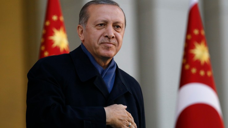 Komisja wyborcza rozpatrzy skargi w sprawie tureckiego referendum