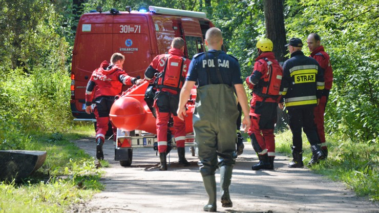 Spali w namiocie w centrum Warszawy. Uwięziła ich fala powodziowa na Wiśle