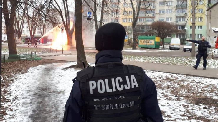 Pożar gazociągu w Łodzi. Jedna osoba ranna, kilkadziesiąt ewakuowanych