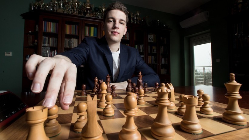 Jan-Krzysztof Duda wyróżniony za partię i posunięcie roku 2022 w plebiscycie chess.com