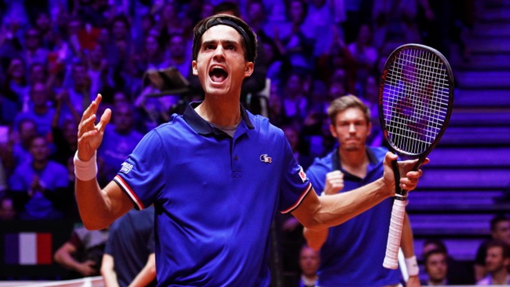 Puchar Davisa: Francuscy debliści zmniejszyli stratę