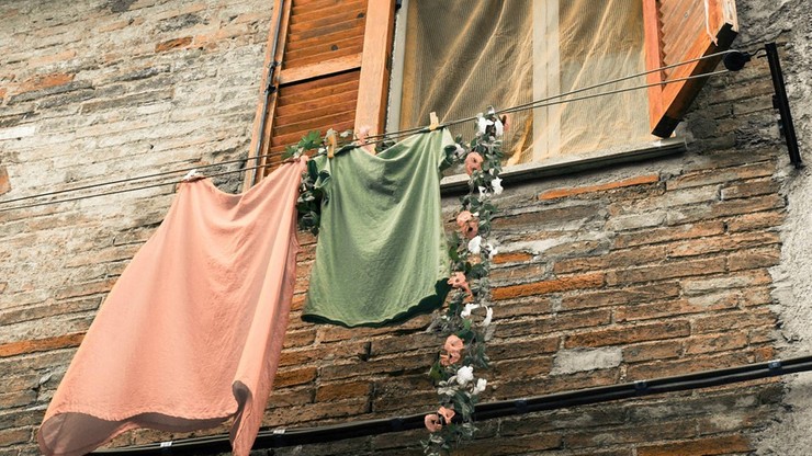W Rzymie wprowadzono zakaz wywieszania prania w oknach