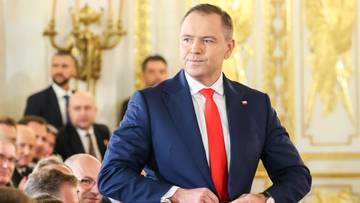 - Jeśli ktoś będzie chciał zniszczyć polską demokrację i odebrać to zwycięstwo, to pierwszego zobaczycie mnie, 
