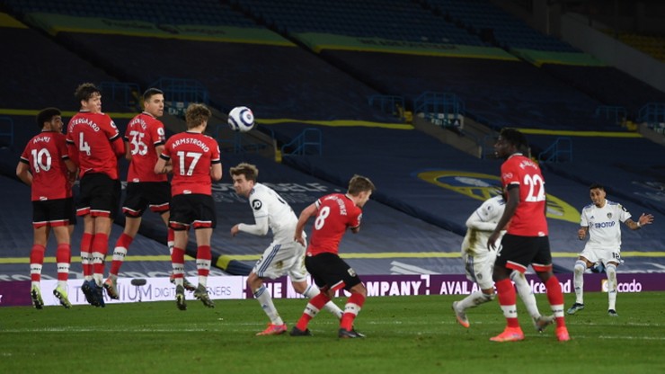Premier League: Wygrana Leeds z Southampton w "polskim" meczu