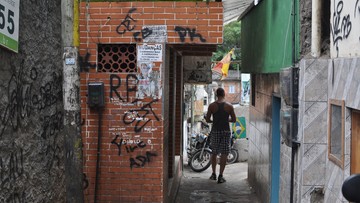 W Rio niebezpiecznie. Ludzie ostrzegają się nawzajem na portalu społecznościowym